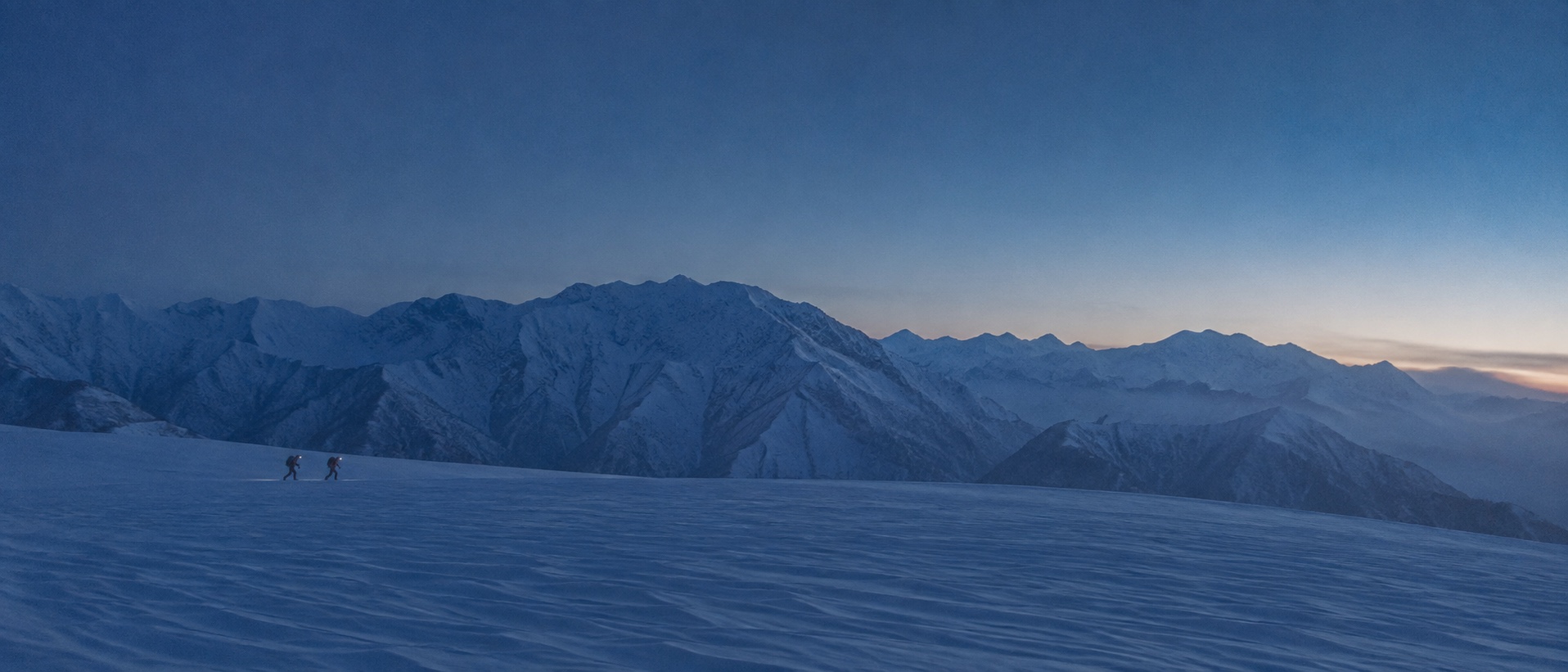 The Kurumi ridge before sunrise